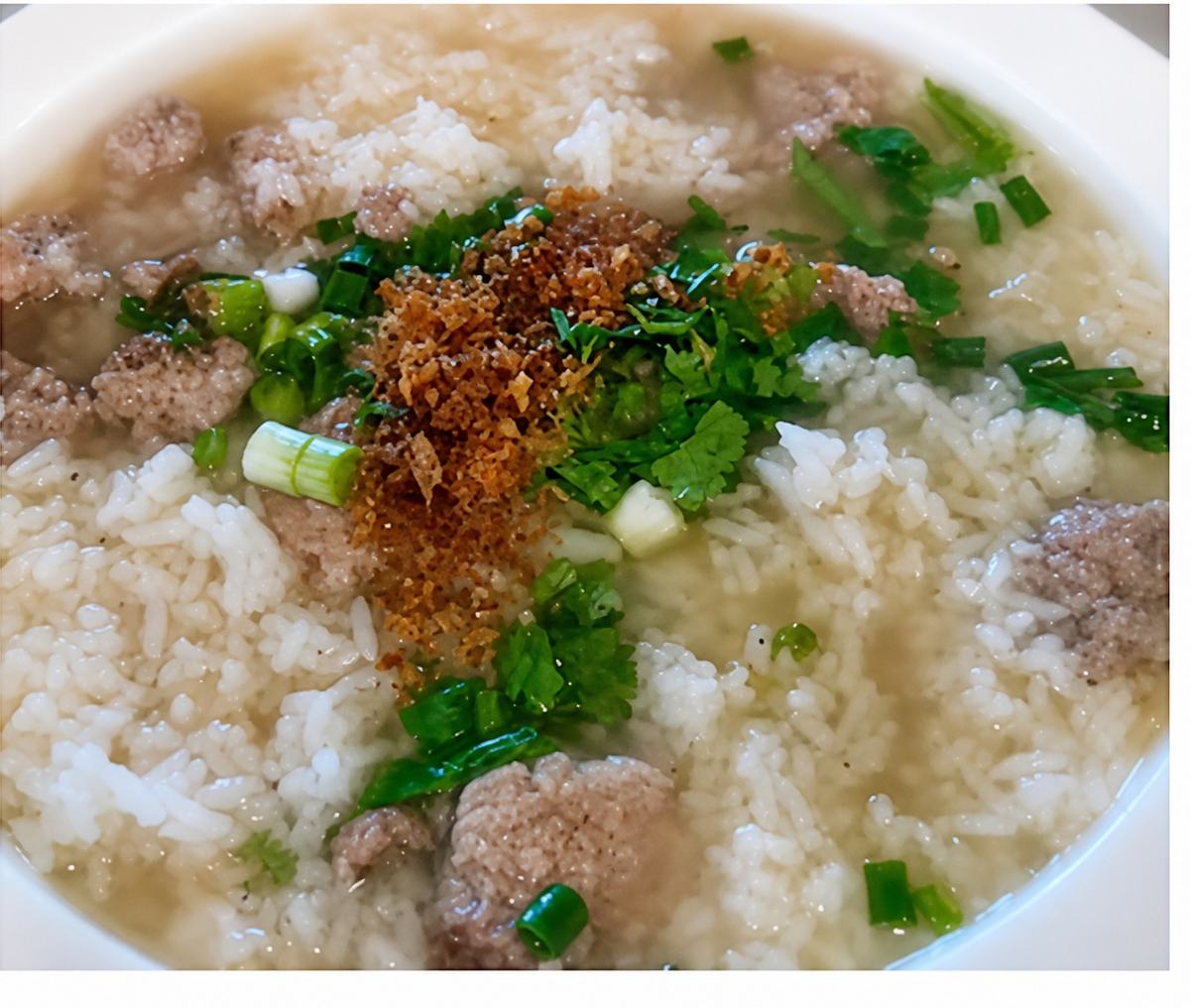 Rice soup with minced pork