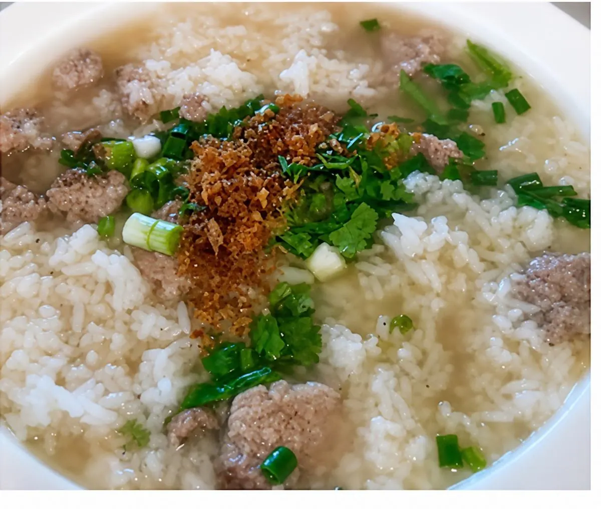 Rice soup with minced pork