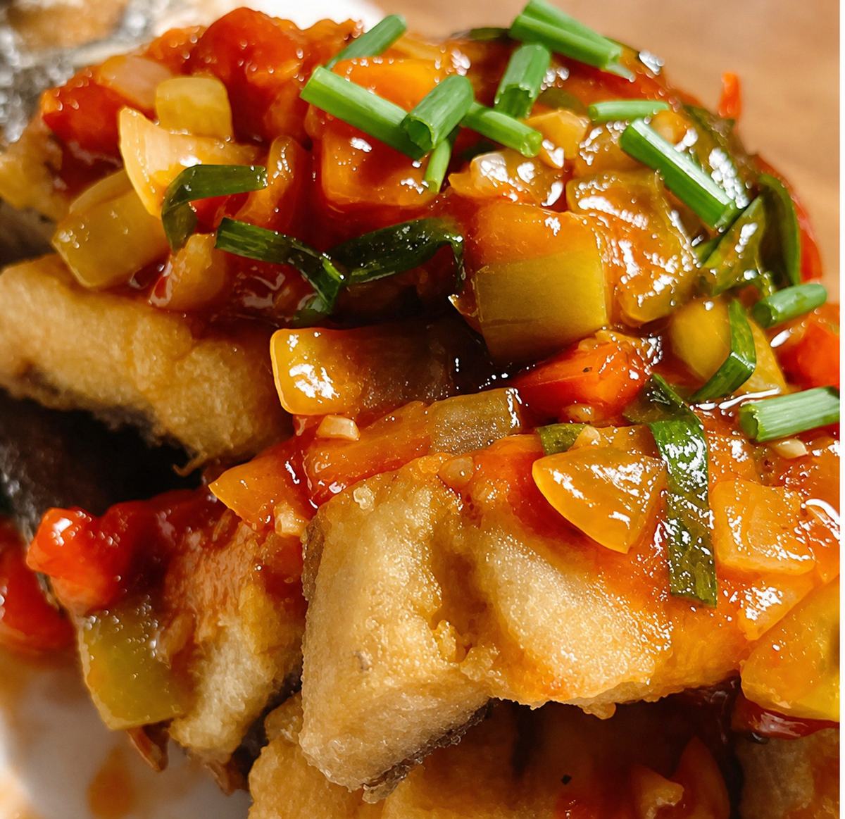 Pad priew wan, sweet and sour stir-fry